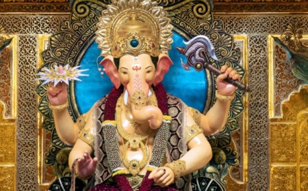 विसर्जन मिरवणूक ,मुंबई