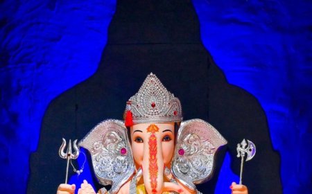 सुवर्णयुग मित्र मंडळ लोहगाव पुणे